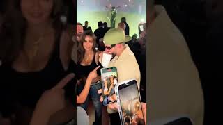 Bad Bunny junto a Kendall Jenner & Kim Kardashian anoche en el concierto de Drake #youtubeshorts