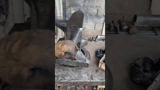 MF002 - ♥Michel is ♥lovingly♥tending to an anvil♥- V0391