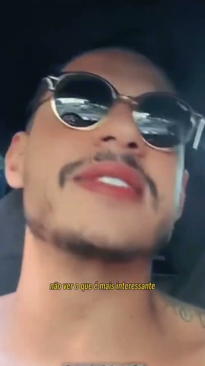 Que letra forte, né? Pra refletir mesmo