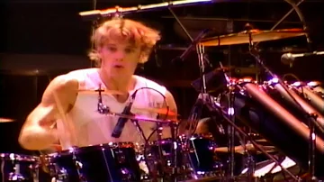 The Police ~ Message in a Bottle ~ Synchronicity Concert [1983] [CC]