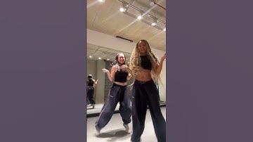 Thumbnail of CARIBBEAN GYAL SHENSEEA 💃💃🔥 #viral #dance #shakeittothemax #shorts