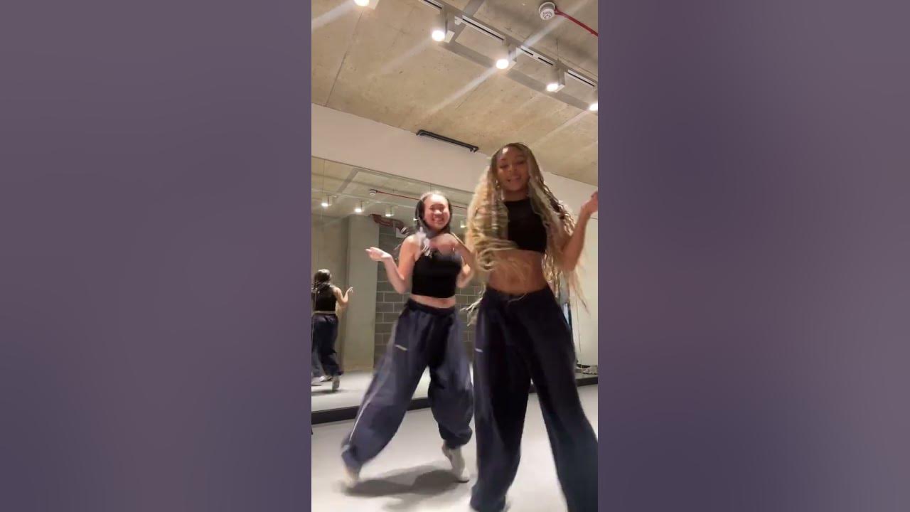 CARIBBEAN GYAL SHENSEEA 💃💃🔥 #viral #dance #shakeittothemax #shorts