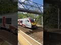 Class755 hasít át a megállón #train #vasút #trainspotting #vonat #vonatok #railway #railfan