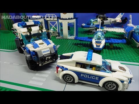 Sky Police Jail Break Parachute Arrest - LEGO City. 