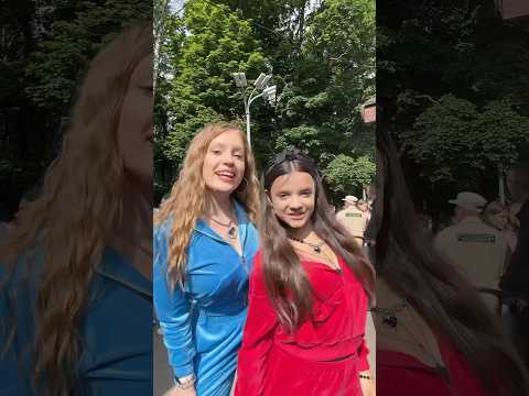 Поли и Маша Янковская поют Сигма Герл