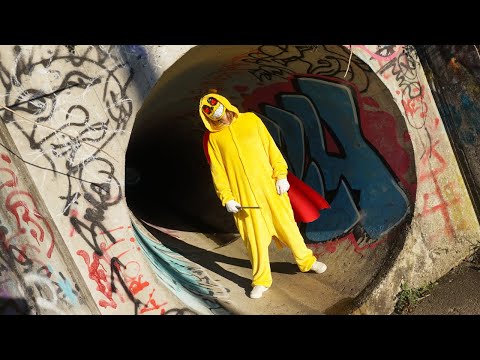 EL TÚNEL SECRETO de MIKECRACK.EXE en la VIDA REAL *esta dentro*