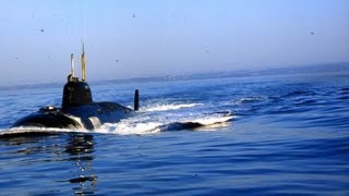 картинка: ВЕРНУЛАСЬ ЛОДКА ИЗ ПОХОДА