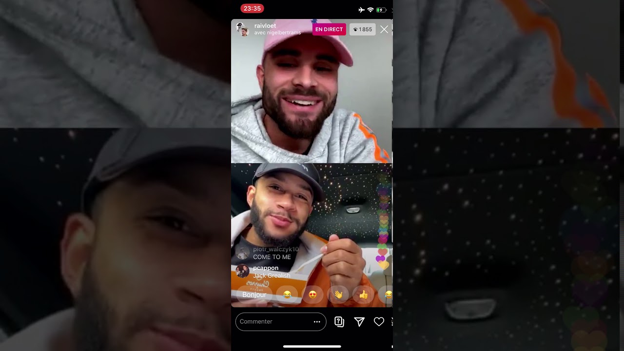 Live of memphis depay with his friend - YouTube