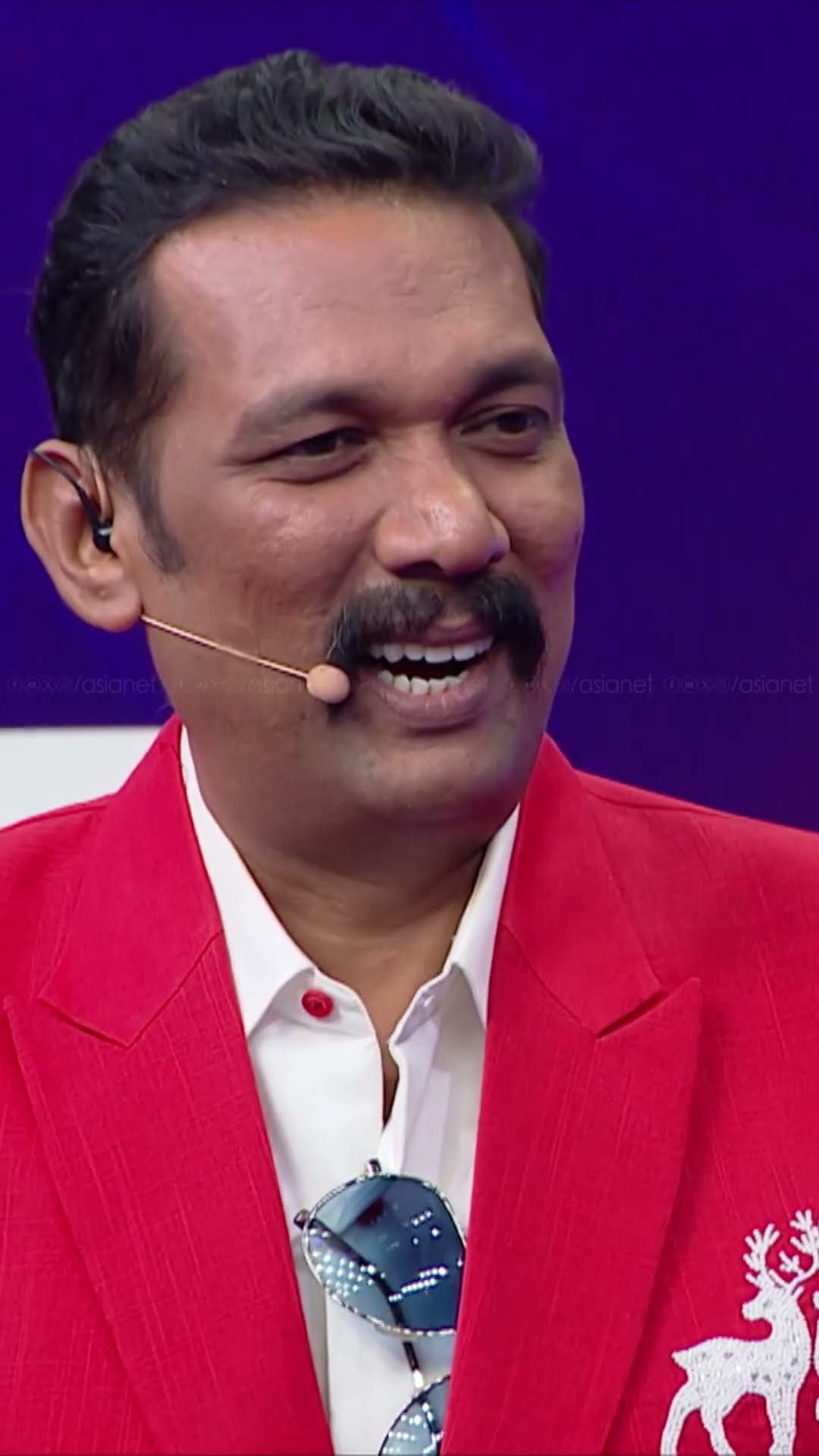#EnkileEnnoduPara ഈ ഗായികയ്ക്ക് എത്ര ലൈക്ക്??