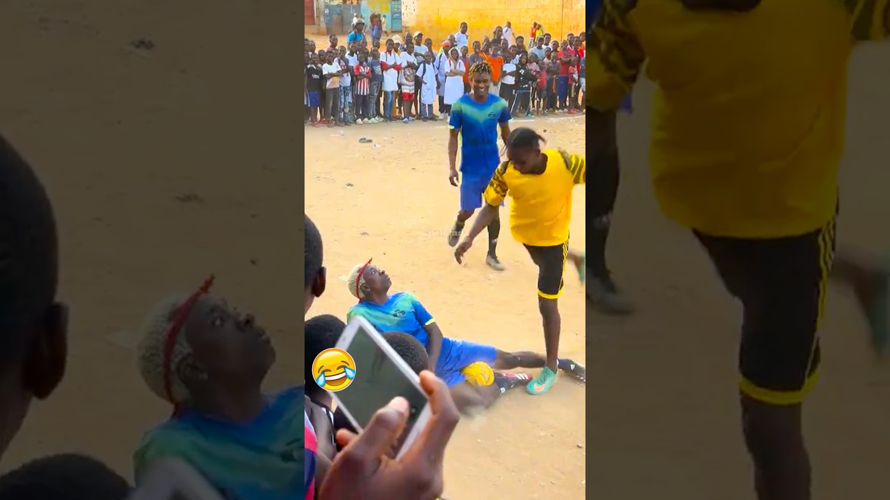 FUNNY FOOTBALL SKILLS 🤣