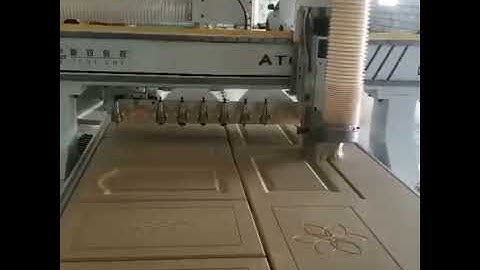 Auto tool change wood cutting carving machine with 12 tools for sale