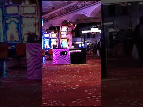 YANCUIC IMITADOR,COMEDIANTE 28 JUN. 2012 CASINO NAVAL.