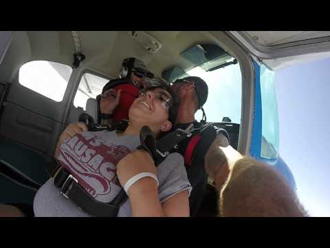 Skydiving! Wooo!