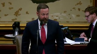 Texas House approves school voucher program | What it means for families