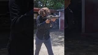 Submachine Guns! CZ Skorpion Evo 3 & IMI UZI