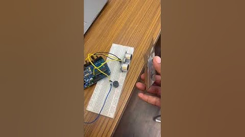 Ultrasonic sensor with a Buzzer