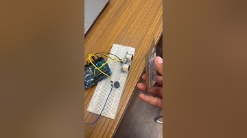 Ultrasonic sensor with a Buzzer