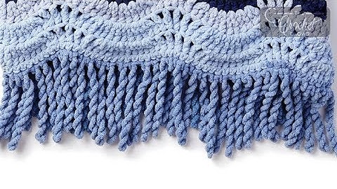 Crochet Twisting Fringe | BEGINNER | The Crochet Crowd