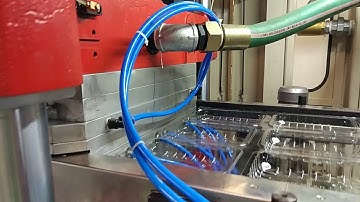 Mengxing MFC7660 in-mold cutting Pressure forming machine