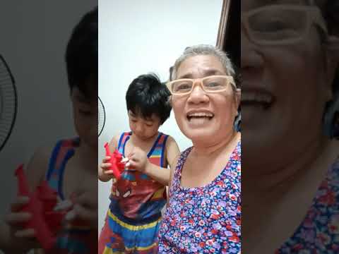 Video: Paano Maging Isang Mabuting Lola