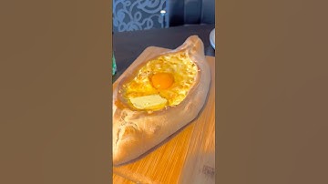 Adjaruli Khachapuri