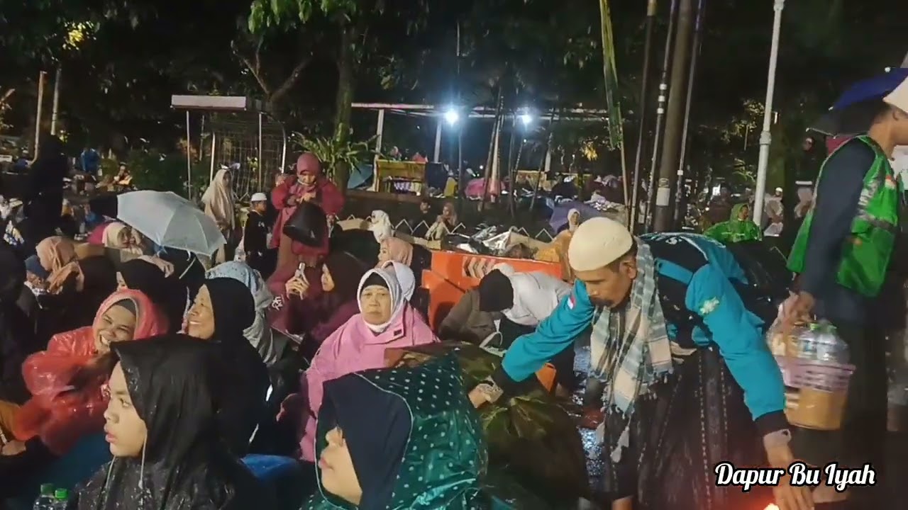 SHOLAWAT BURDAH BERSAMA MJLS RIYADLUL JANNAH MENYAMBUT TAHUN BARU 2026 ALUN ALUN BATU
