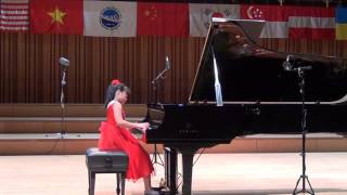Miniatura del video "Nguyễn Lan Anh - J. Bach: Sinfonia No.8 - M.Moszkowski: Etude OP.72 - F.Chopin: Waltz No.2 Op.69"
