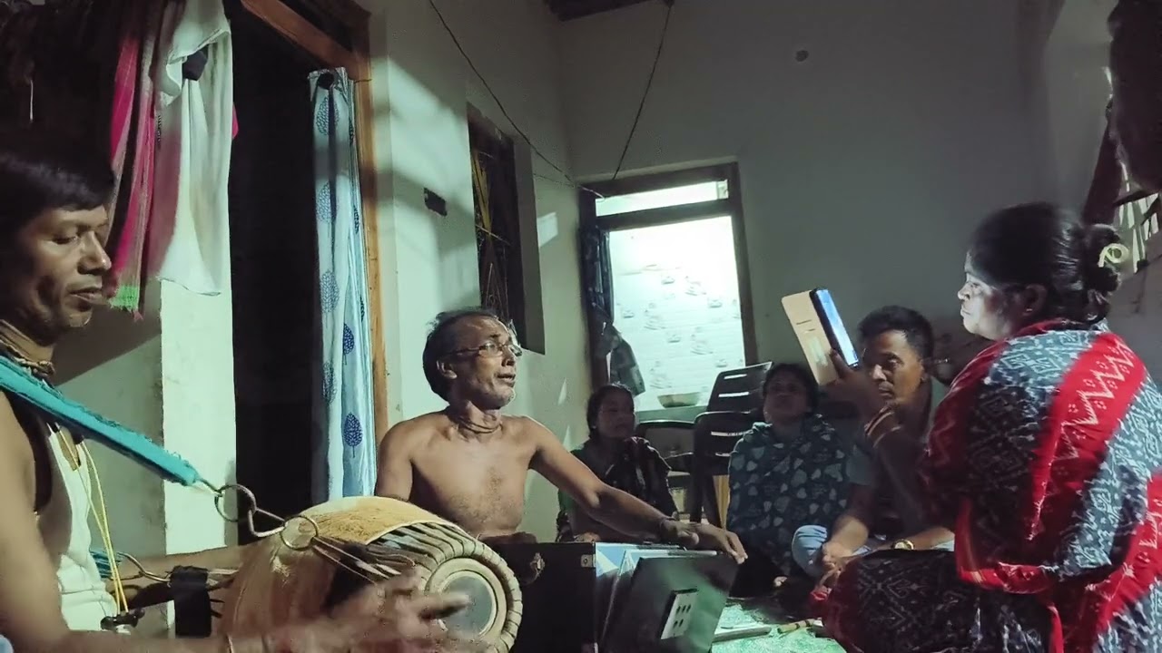 গীতা সম্প্রদায় kesinga ওড়িশা তে সুনীল কাকার বাড়ি ,প্রদীপ দার বাড়ি