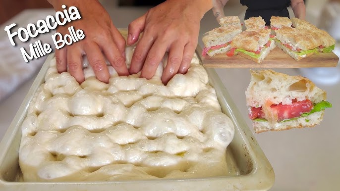 Stesura e condimento, focaccia in teglia. Morbidissima e gustosa