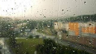 Sunetul ploii pe Geam cu Vede la Oraș  Adormi in 5 Minute cu Sunet Alb de Ploaie