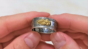 ¿En qué dedo se lleva un anillo para la buena suerte?