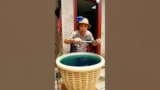 Playing with water in slow motion