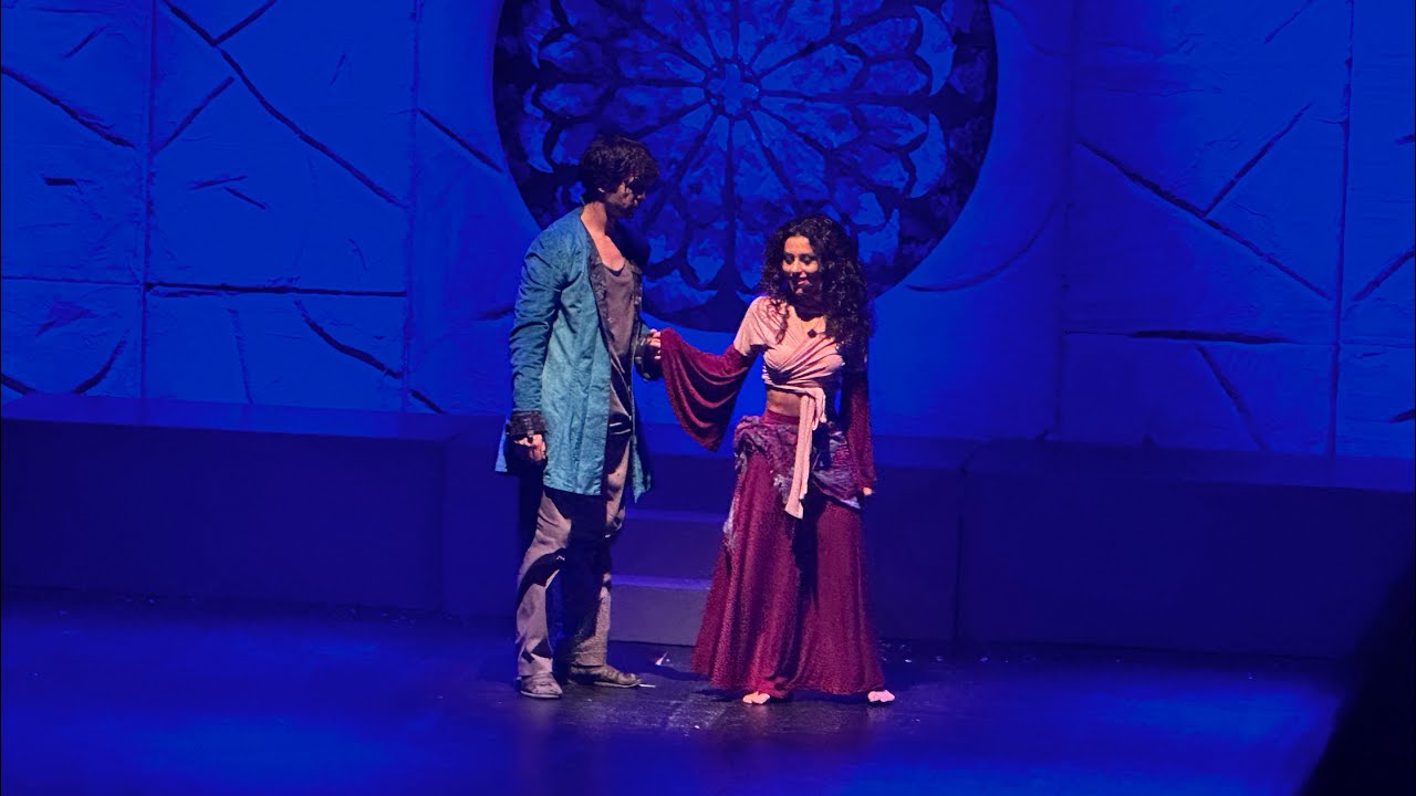 Delilerin Ziyafeti (La fete des fous) Notre Dame’ın Kamburu müzikal