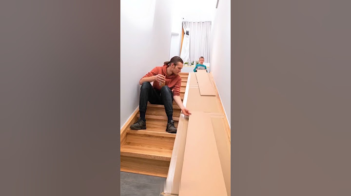 Creating a safe DIY cardboard slide for kids 🗳️