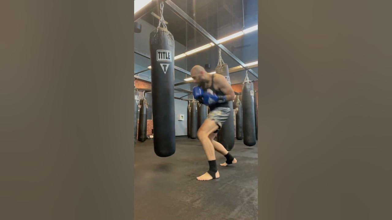 Beginner Kickboxing COMBO 28. Heavy Bag Drill. Check Description. 