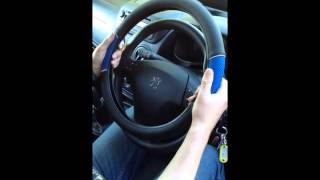 How to fit a steering wheel cover