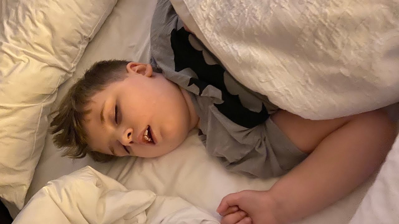 В Диснейленд! | Видеоблог Tavel | G-tube в дороге | Путешествия для людей с особыми потребностями...