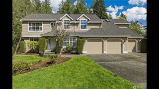 Stunning 5-Bedroom Chaffey Luxury Home on private 0.6-Acre lot in coveted Issaquah School District!!