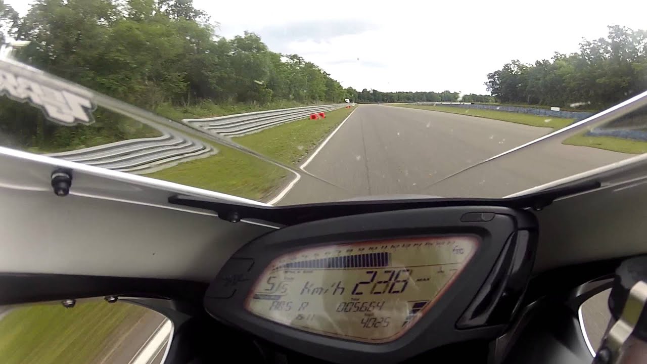 MV Agusta F3 800 - Anneau du Rhin - 01/06/2015