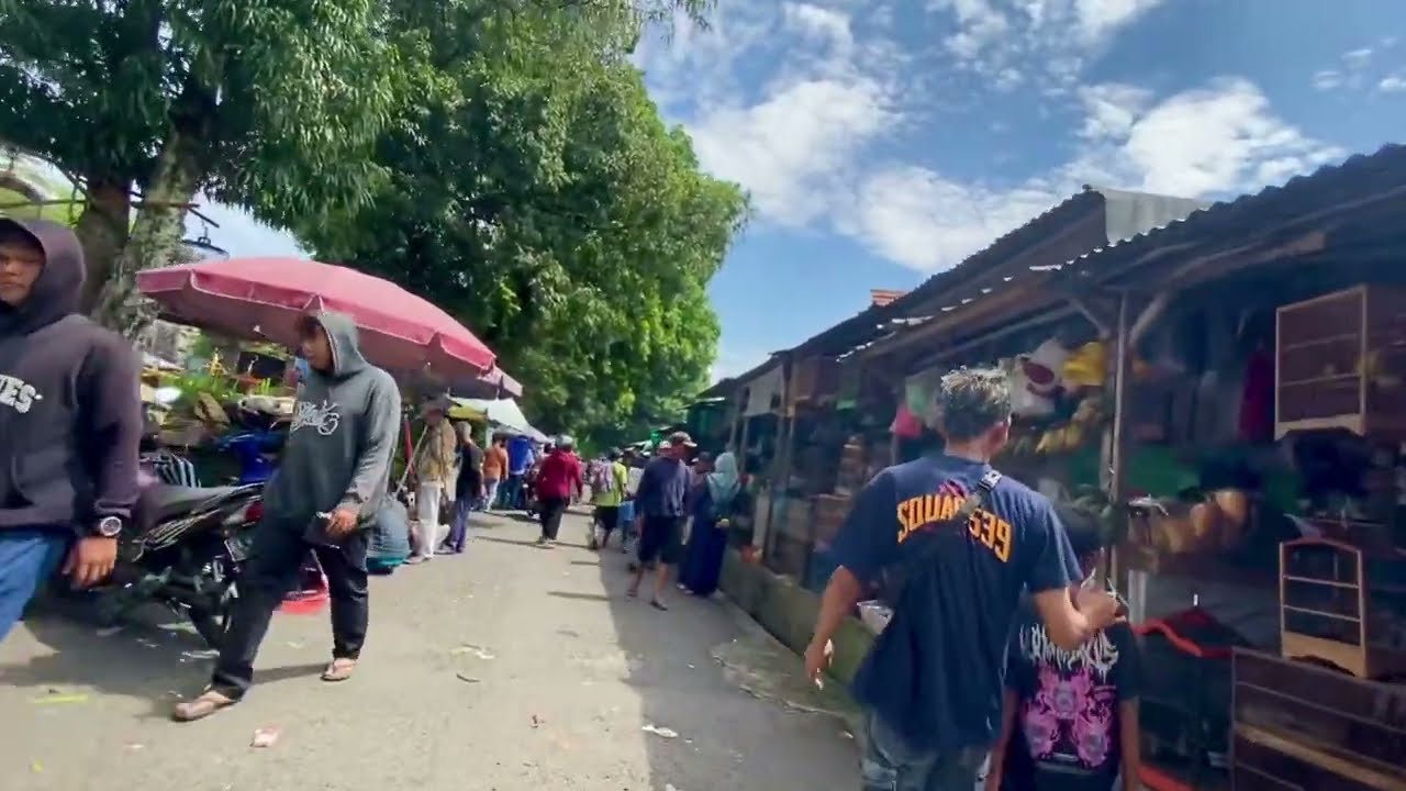 Pasar Kliwon Muntilan, Pasar Hewan Loak Klitikan Komplek Terminal Bus Dr. Prajitno Muntilan Magelang