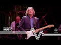 Eric Clapton - Crossroads (The Prince&#39;s Trust Rock Gala 2010)