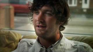 Video-Miniaturansicht von „Oasis: What's Your Story? - Russell Oasis Official“