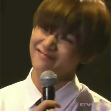 Funny moment!! Begini lah reaksi taehyung yang seperti alien