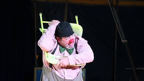 FaFa (Faeble Kievman) Clown Chair act: Lewis and Clark Circus 2017