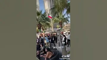 رقص بنت الجيران في شوارع الكويت 