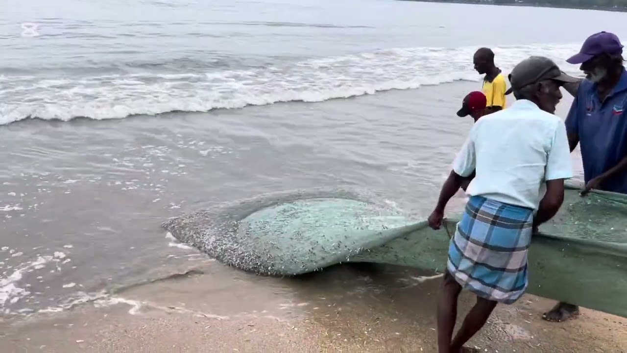 Explore Galle, Discover Its Hidden Gems & Interesting Fishing Activities by Galle Beach