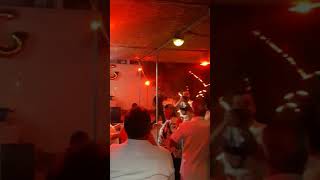 Teyzeden Genclere Tas Cikartacak Disco Dans