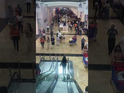 Mall Of Emirates Part 2 #youtubeshorts #viral #dubai #moe #crowd @Enjoylyf380