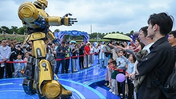 World Robotics Carnival opens in Wuhan, China (English subtitles)