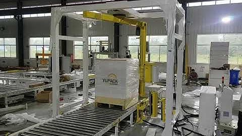 Fully automatic arm pallet wrapping machine with conveyors